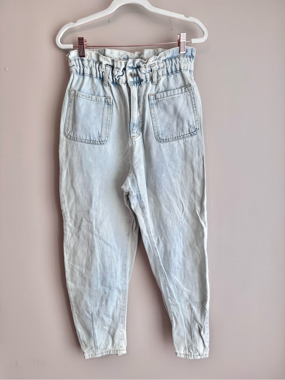 ZARA Paperbag Baggy Tapered Jeans Light Wash High Rise Size 6